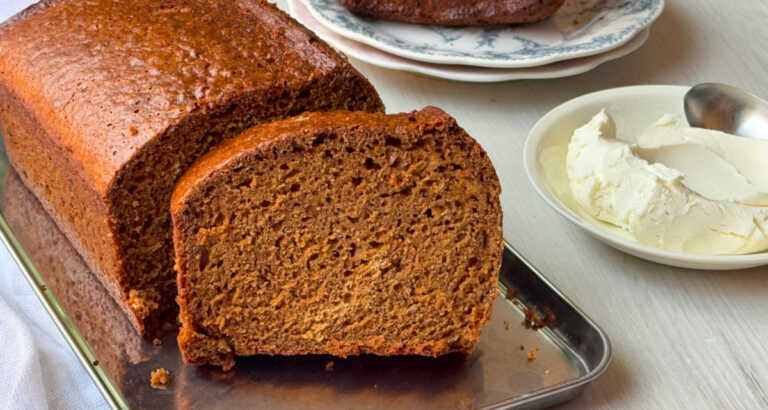 Maine Molasses Quick Bread