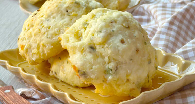 Leek and Cheese Biscuits