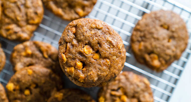 Caramel Banana Bread Cookies