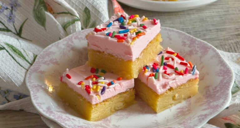 Frosted Sugar Cookie Bars
