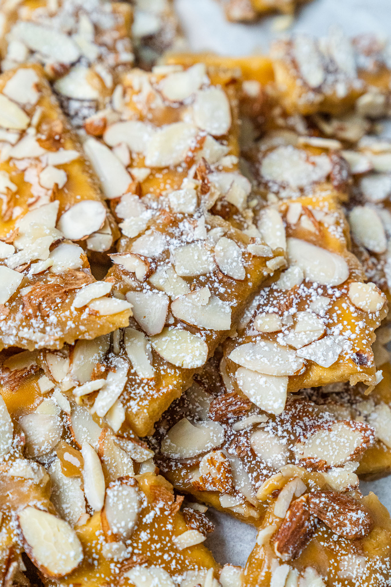 Almond Cracker Candy Vert -06