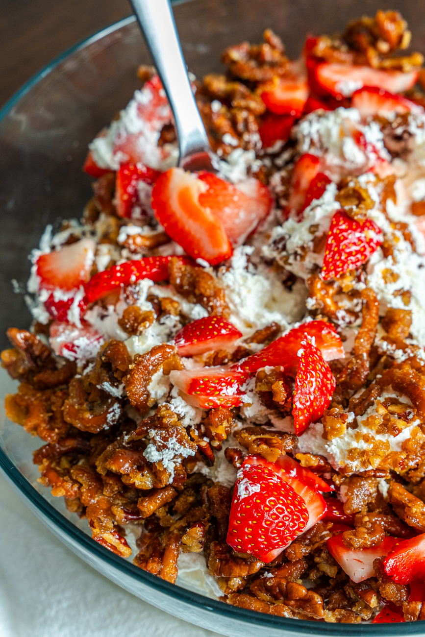 Strawberry Crackle Salad Vertical 6