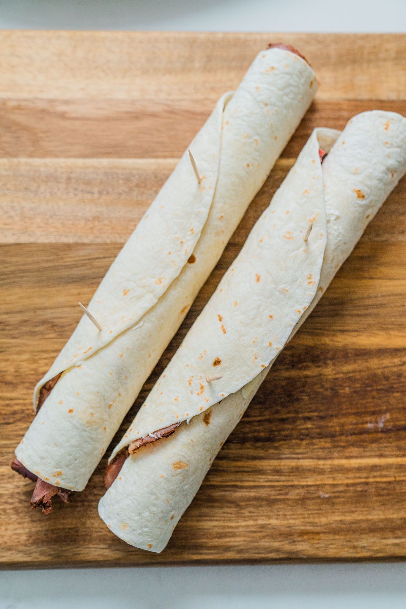 Roast Beef Pinwheels Vert-13