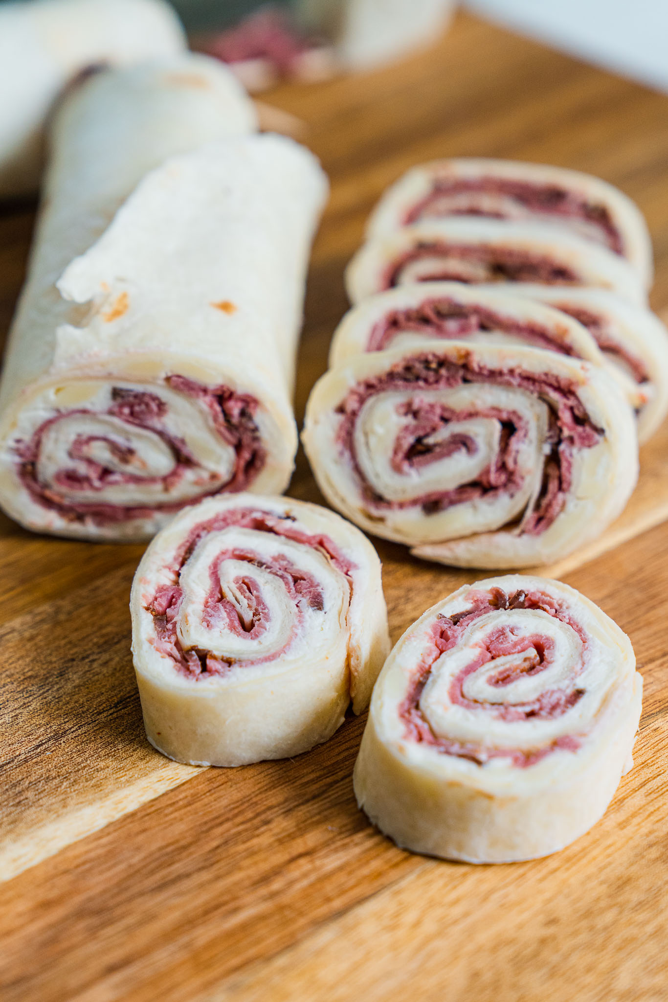 Roast Beef Pinwheels Vert-10