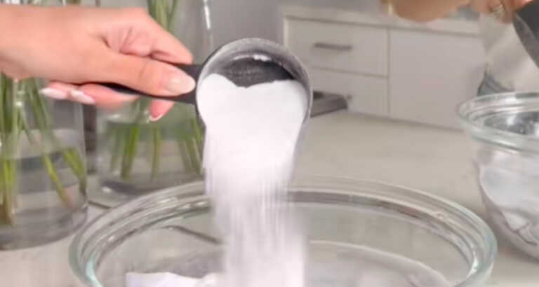 Crisping Up Your White Clothes Before Summer