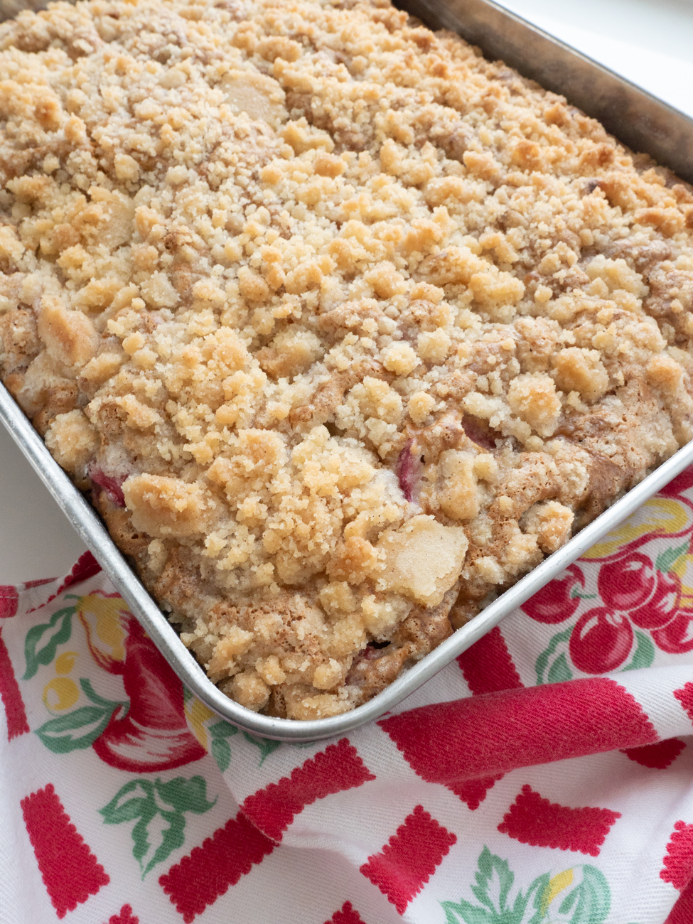 Sour Cream Rhubarb Cake