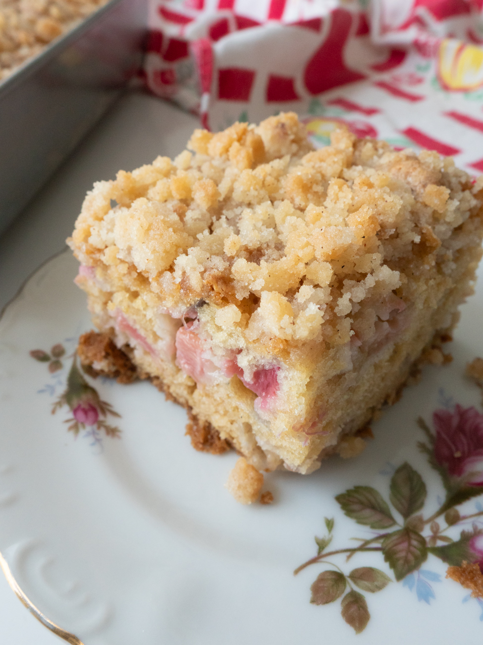 Sour Cream Rhubarb Cake