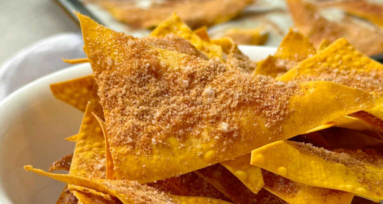 Baked Cinnamon Sugar Wonton Chips