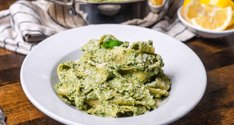 Creamy Artichoke Pesto Pasta