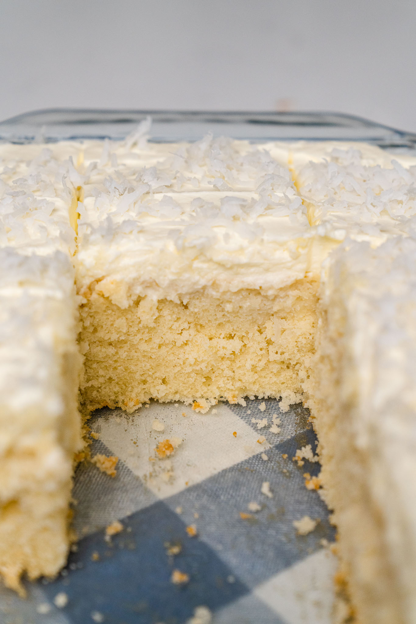 Coconut Cloud Cake Vert-01