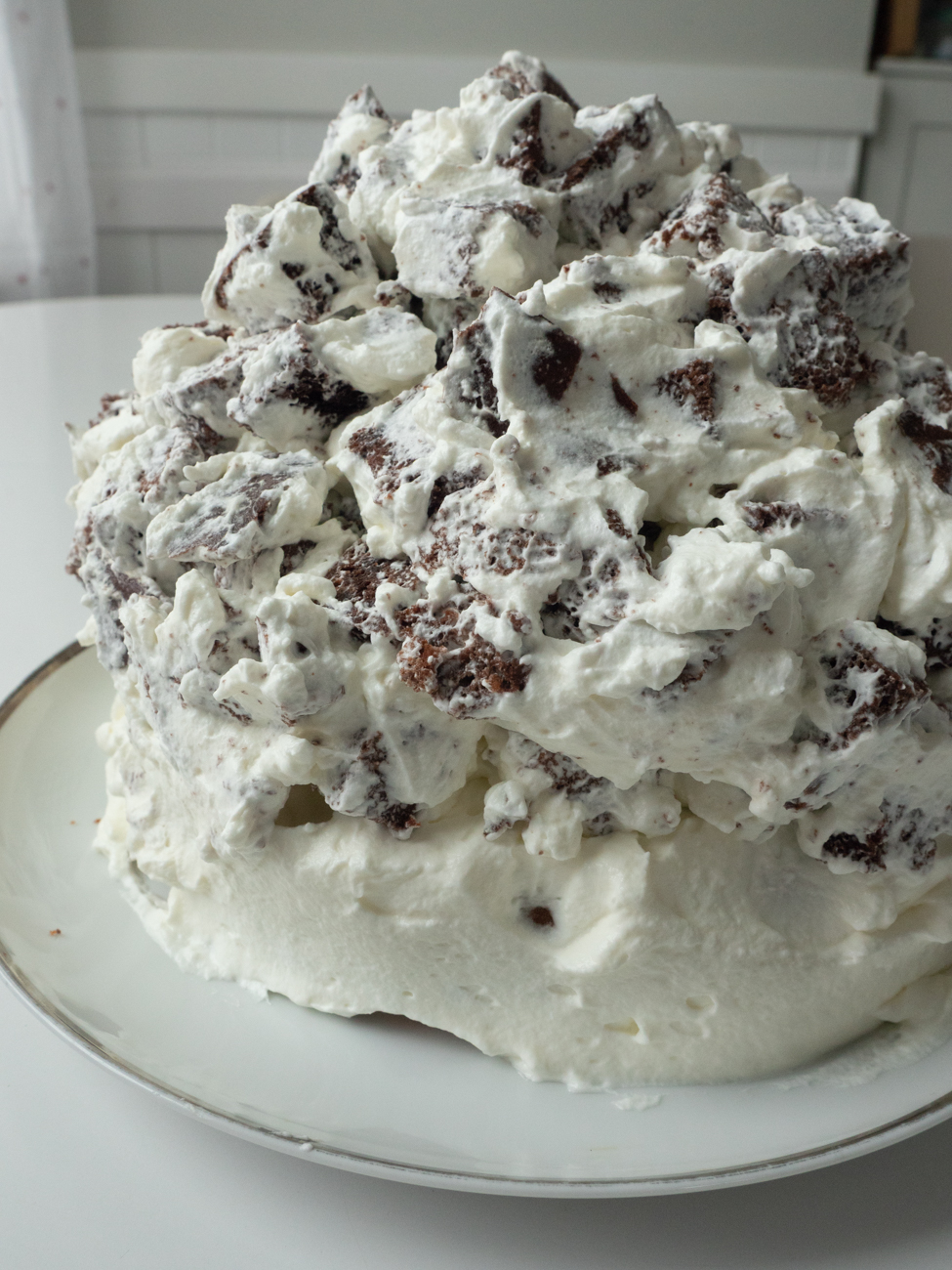 Curly Boy Cake
