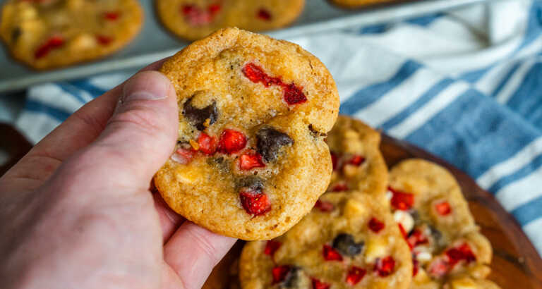 Chocolate Covered Strawberry Cookies