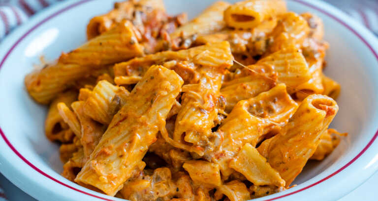 One-Pot Creamy Sausage Rigatoni