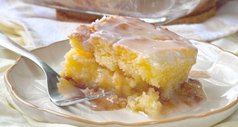 Cinnabon Cinnamon Cake