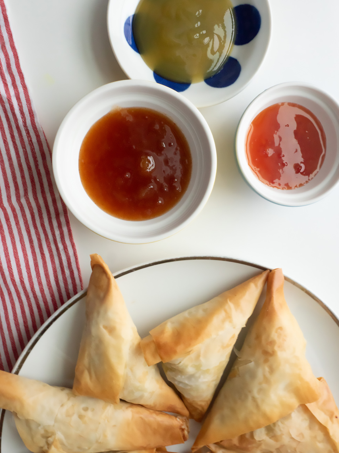 Easy Vegetable Samosas