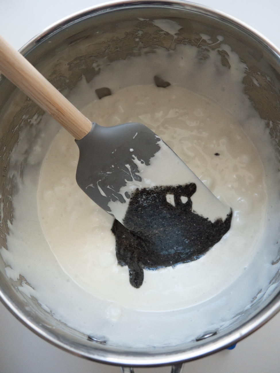 Black Sesame Rice Krispies Treats
