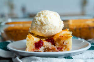 Christmas Chaos Cake Horizontal 4