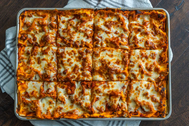 Easy Sheet Pan Lasagna