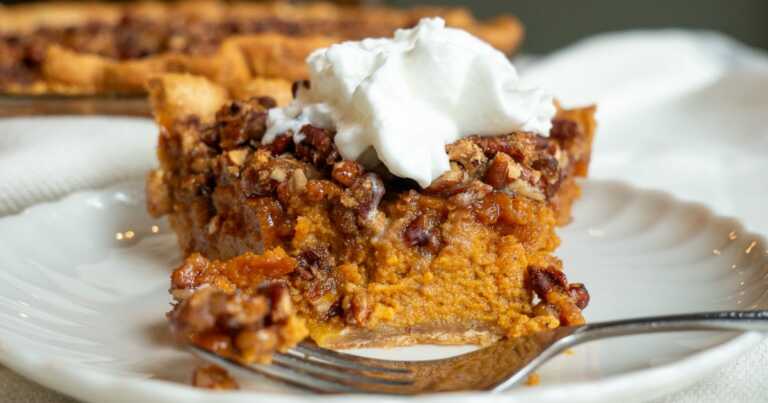 Praline Pumpkin Pie