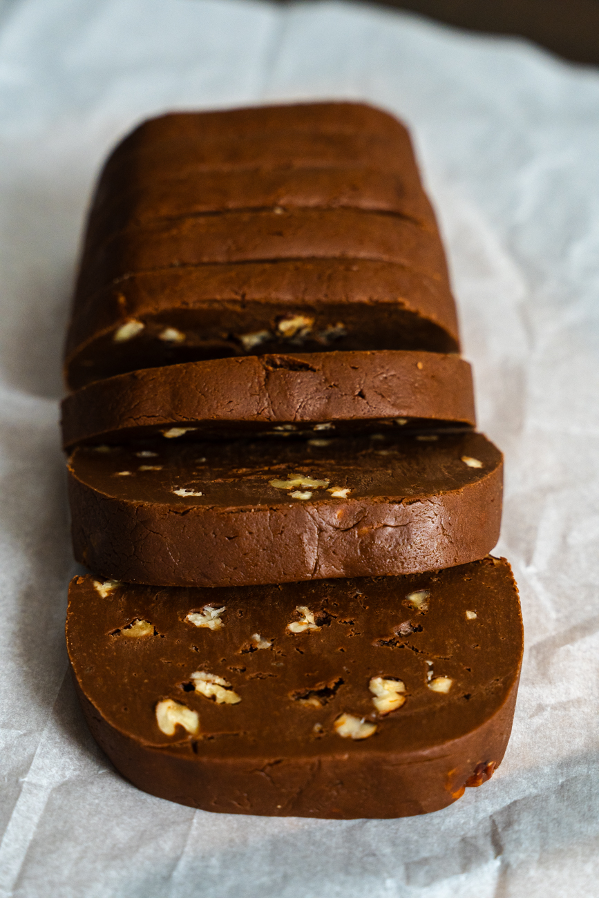 Macinac Island Chocolate Fudge Vertical 3