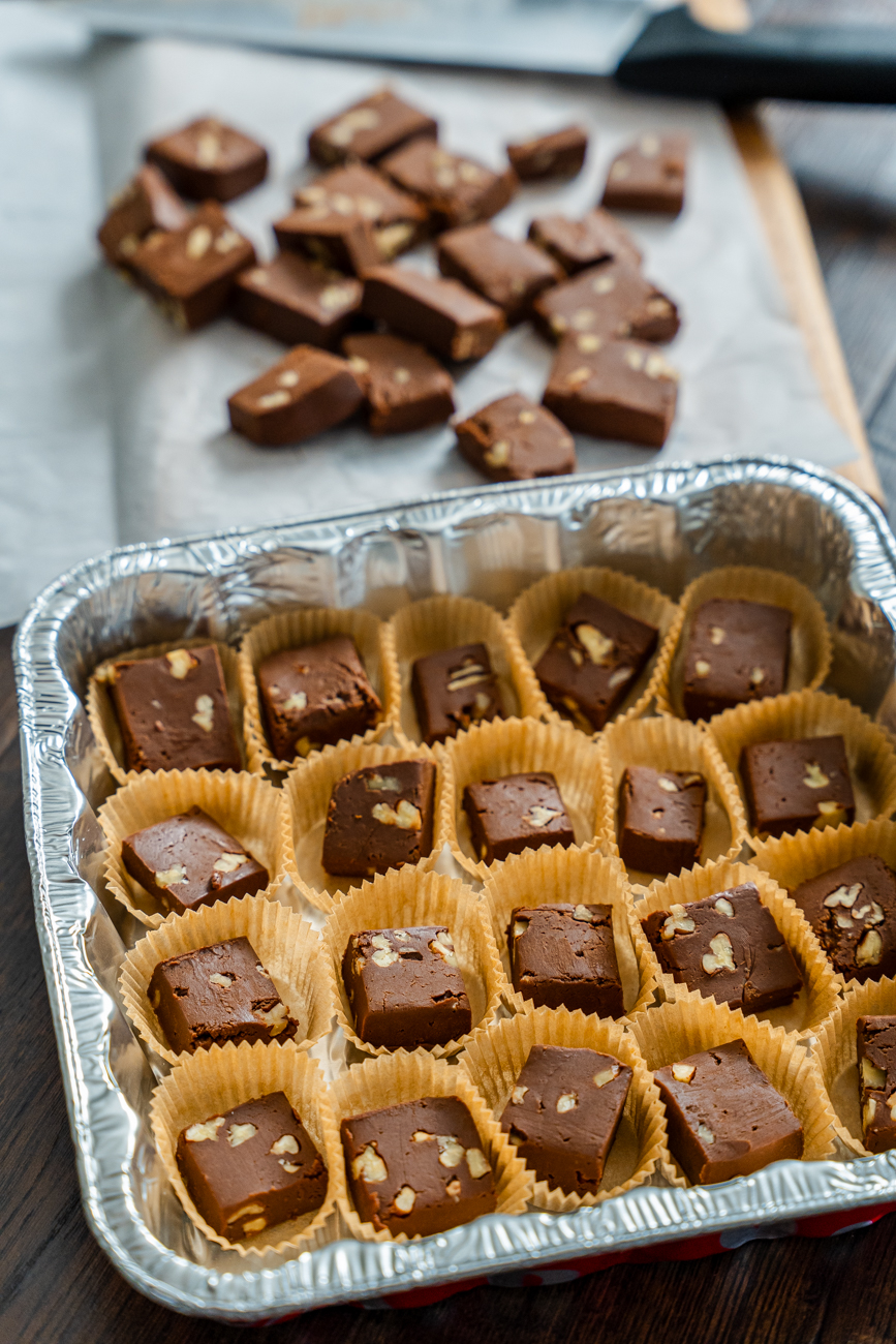 Macinac Island Chocolate Fudge Vertical 14