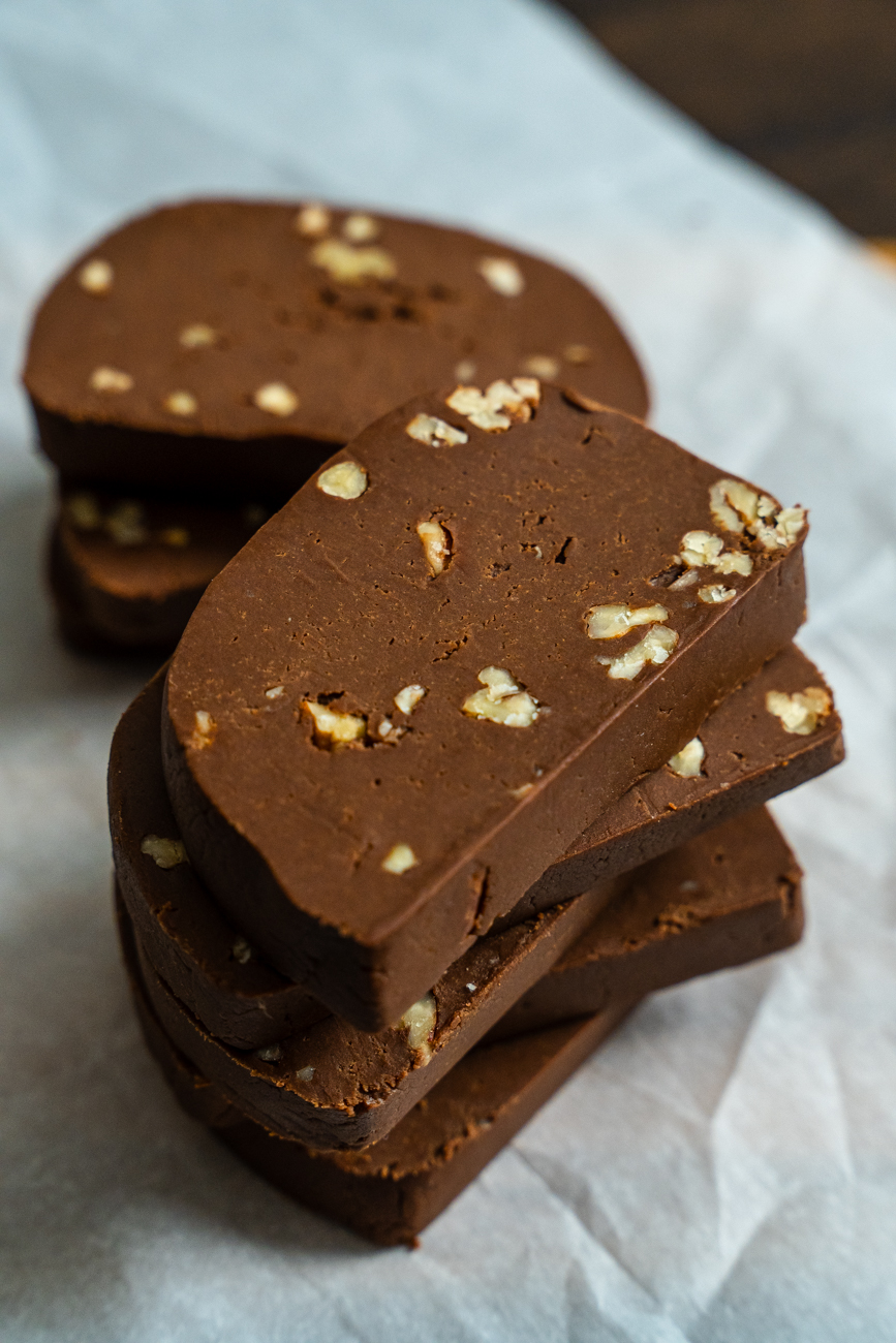 Macinac Island Chocolate Fudge Vertical 11