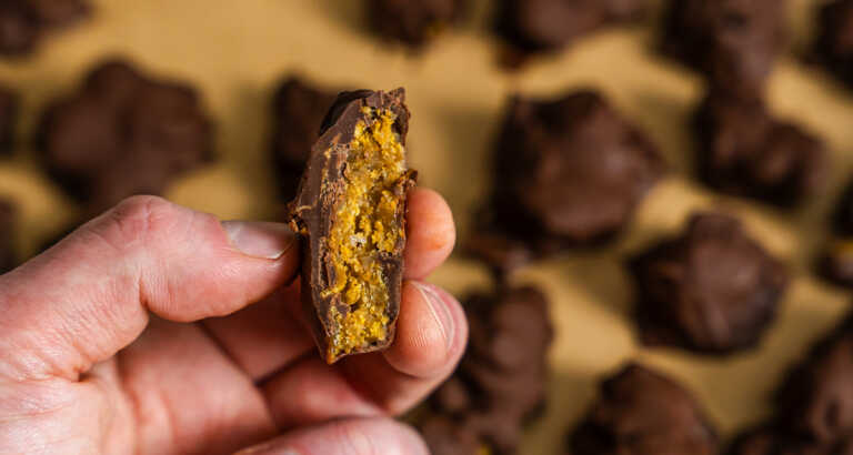 Christmas Cornflake Crackle