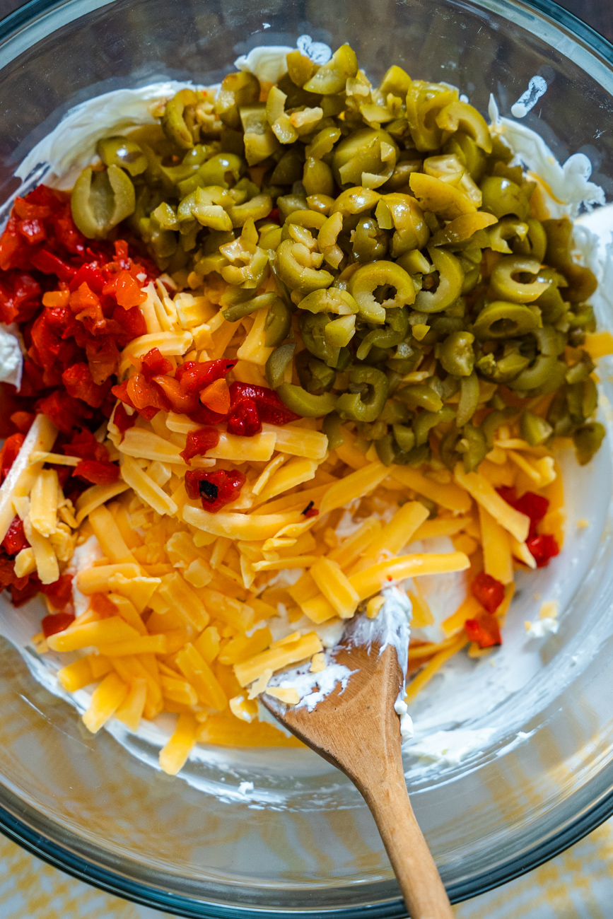 Cheddar Olive Dip Vertical 00003