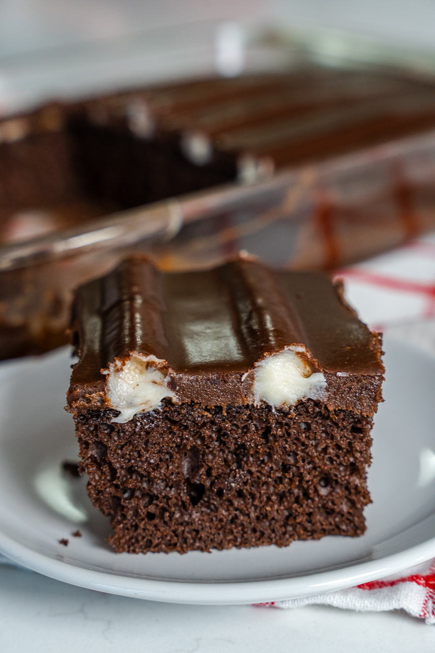 Bumpy Cake Vertical 00007