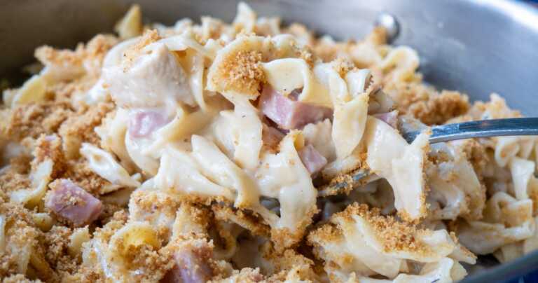 Chicken Cordon Bleu Noodle Skillet