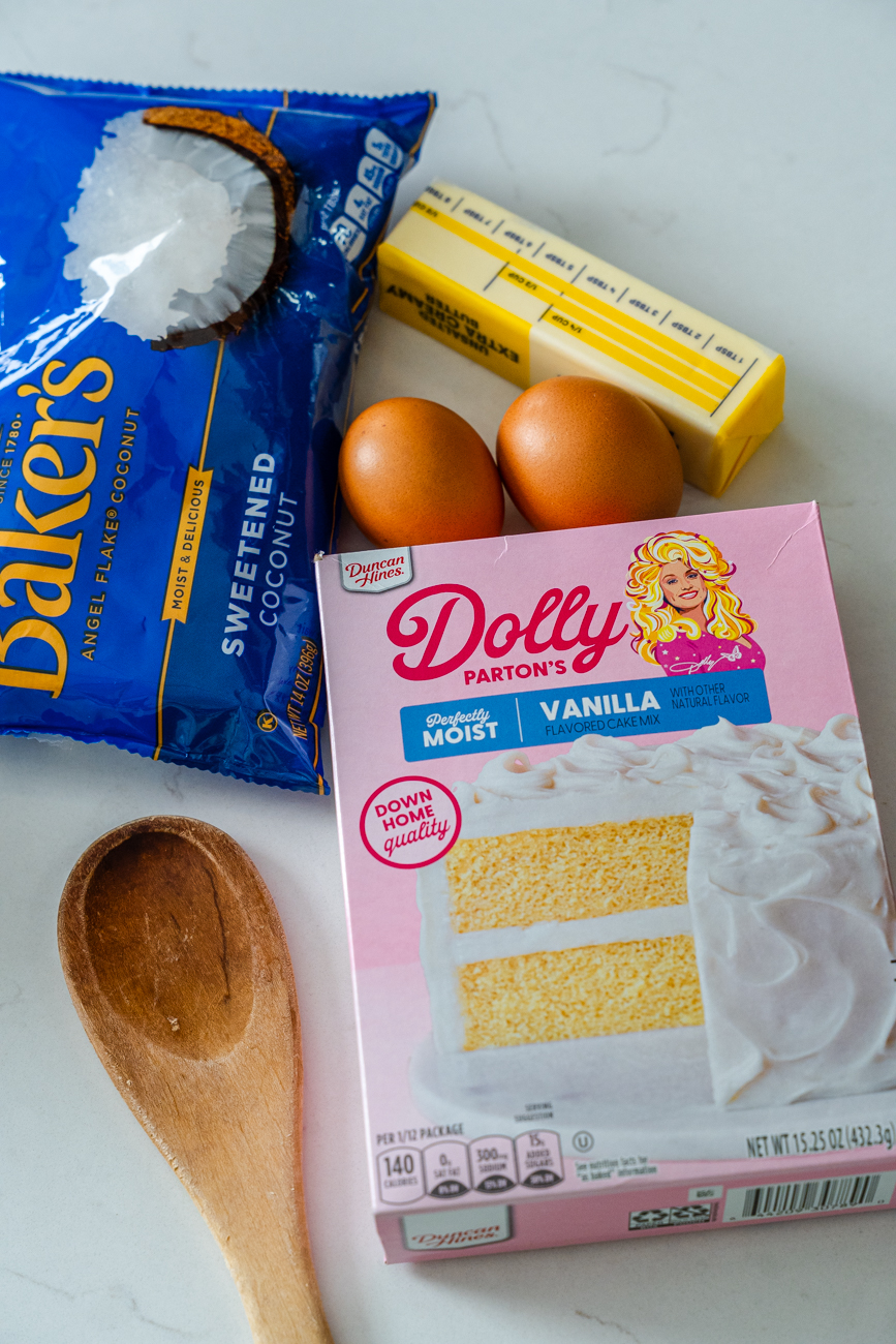 Dolly's Coconut Cookies Vertical 1