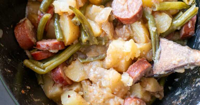 Slow Cooker Swamp Potatoes