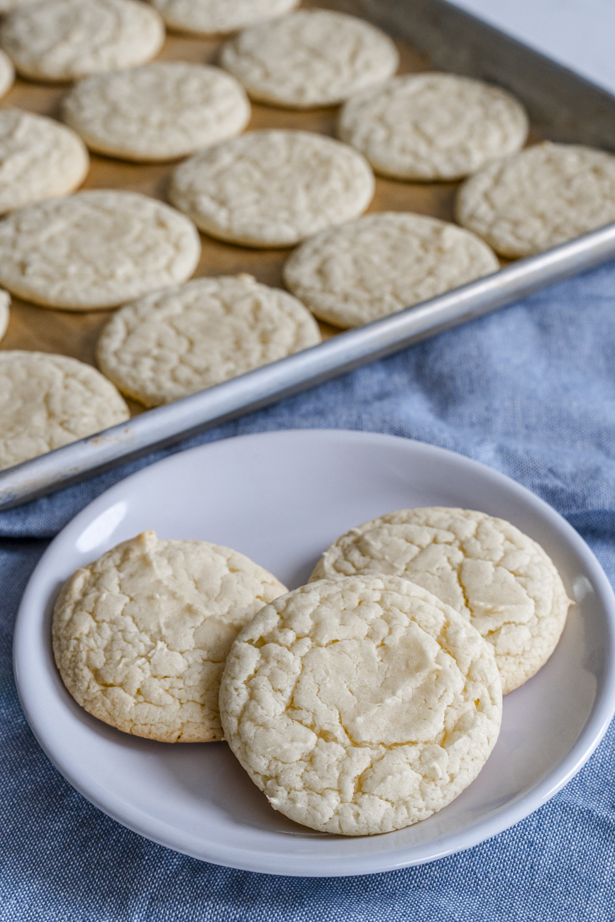 White Wedding Cookies Vertical 7