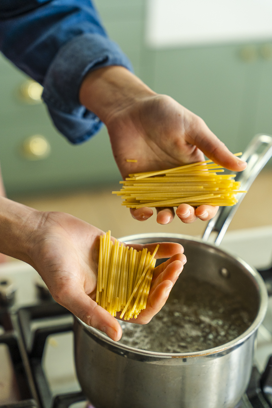 Spaghetti Salad Supreme Vertical 16