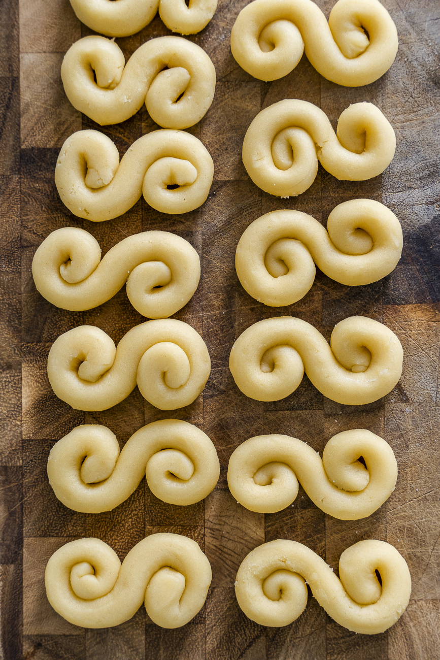 Greek Butter Cookies Vertical 5
