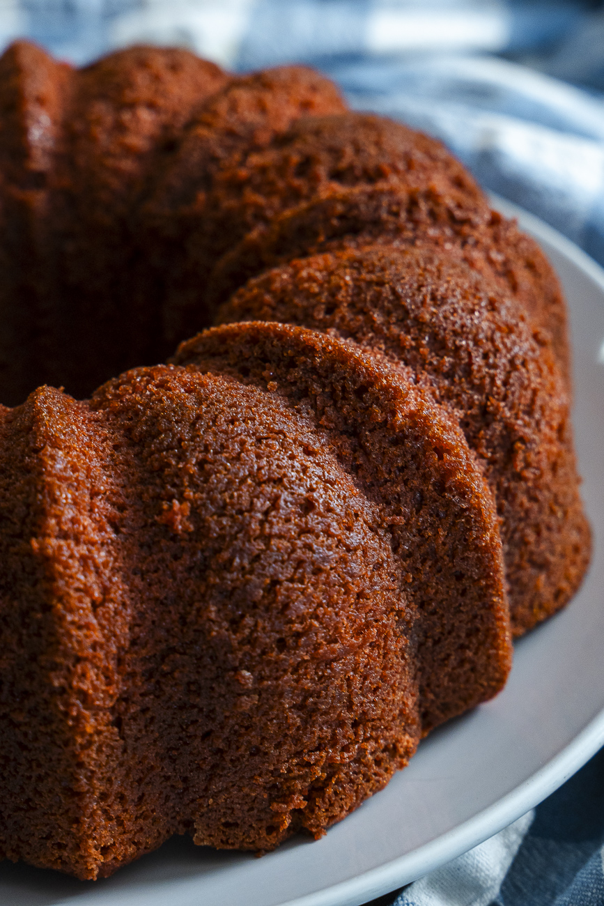 Red Velvet Pound Cake Vertical 4