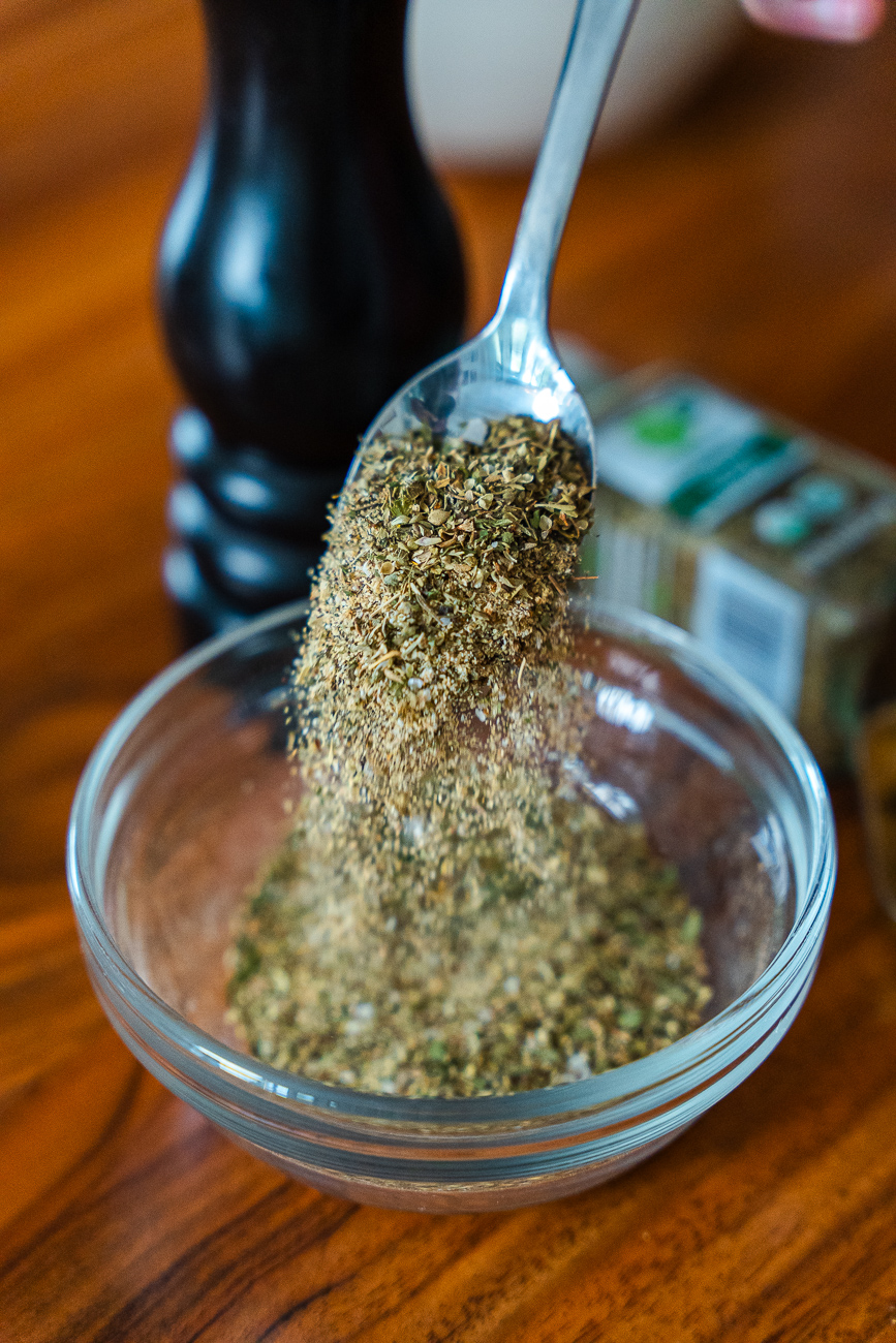 Homemade Greek Seasoning Vertical 9