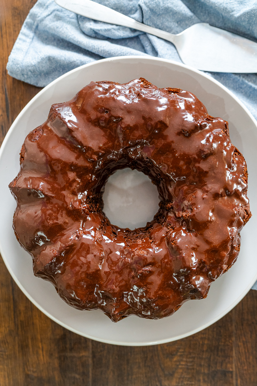 Tunnel of Fudge Cake Vertical 3