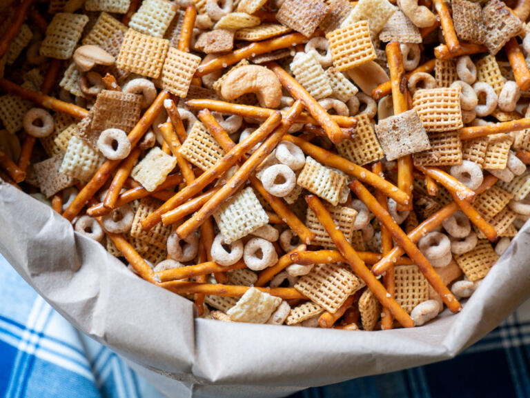 Original 1952 Nuts and Bolts Snack Mix Recipe
