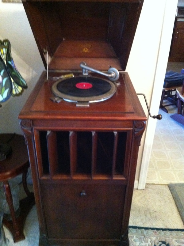 claren old record player