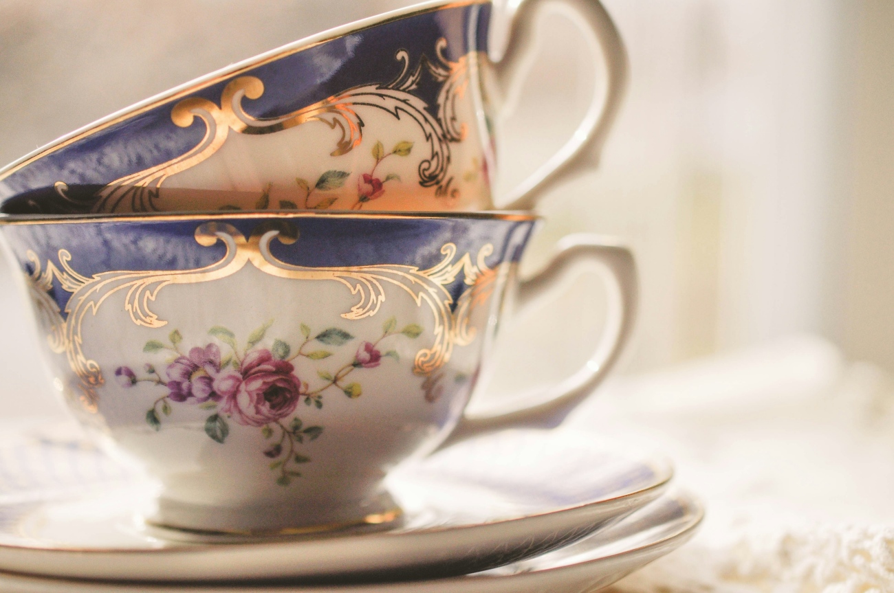 Stacked Teacups in Gold and Blue