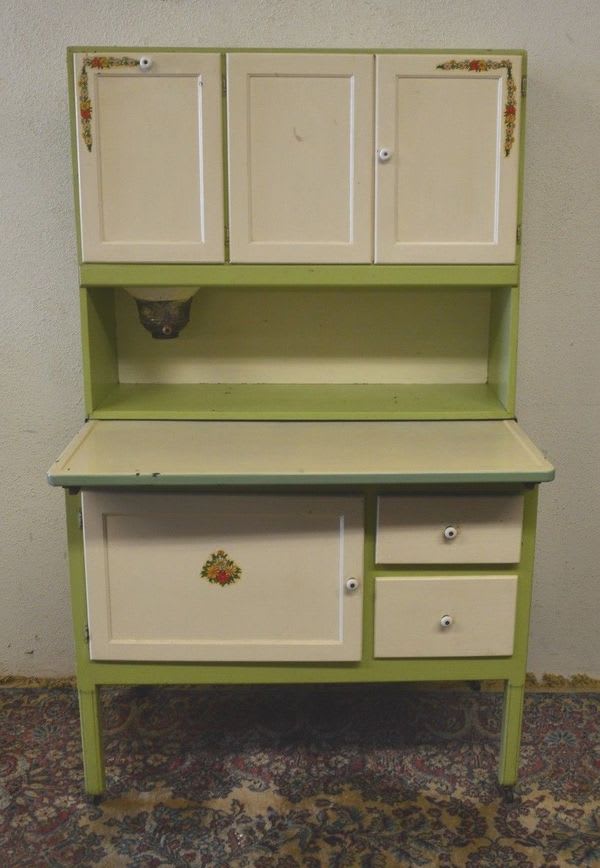 Functional Hoosier Cabinet, Antique Hoosier Cabinet With Flour Sifter Value