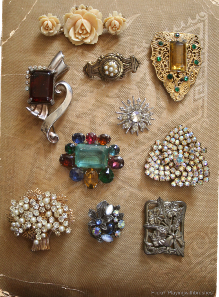 Victorian on sale costume jewelry