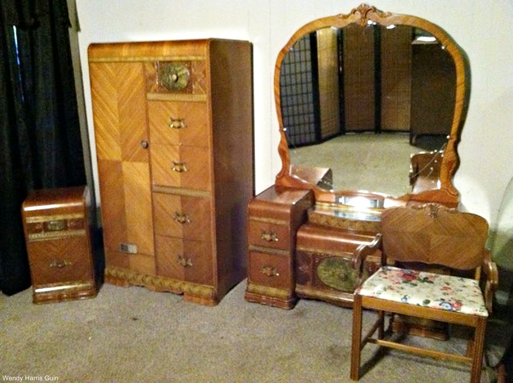 vintage waterfall bedroom set bassett furniture