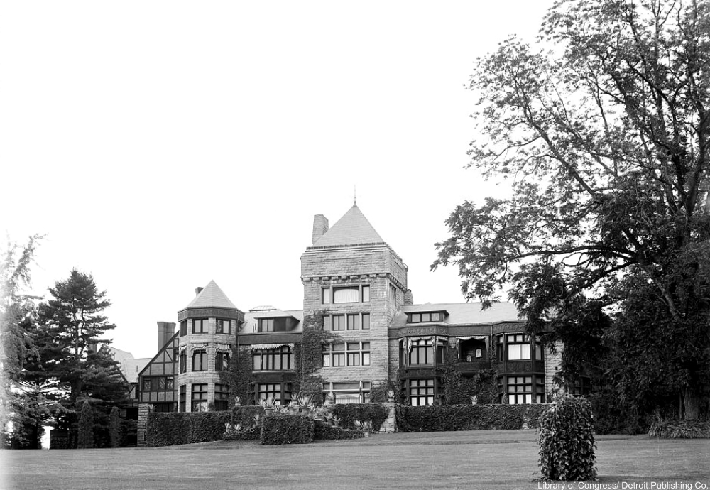 Yaddo Mansion around 1905 after it had been rebuilt. 