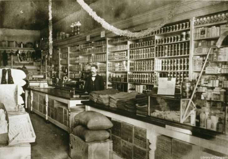 15-photos-inside-the-general-stores-of-early-20th-century-dusty-old-thing