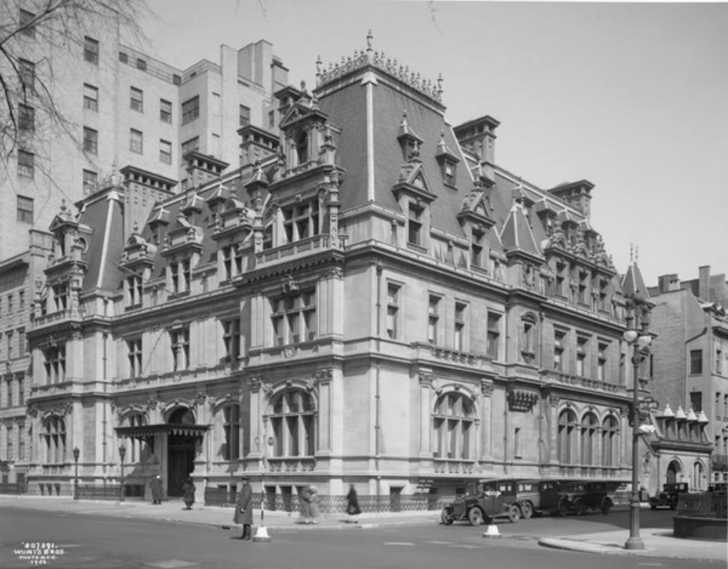 7 Lost Mansions Of New York City | Dusty Old Thing