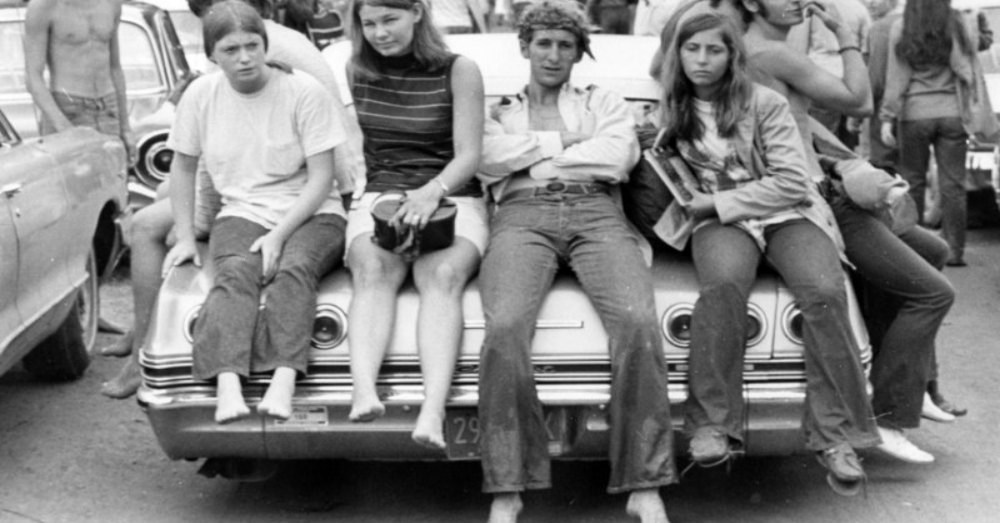 18 Wild Photos of Hippies from the '60s and '70s | Dusty Old Thing