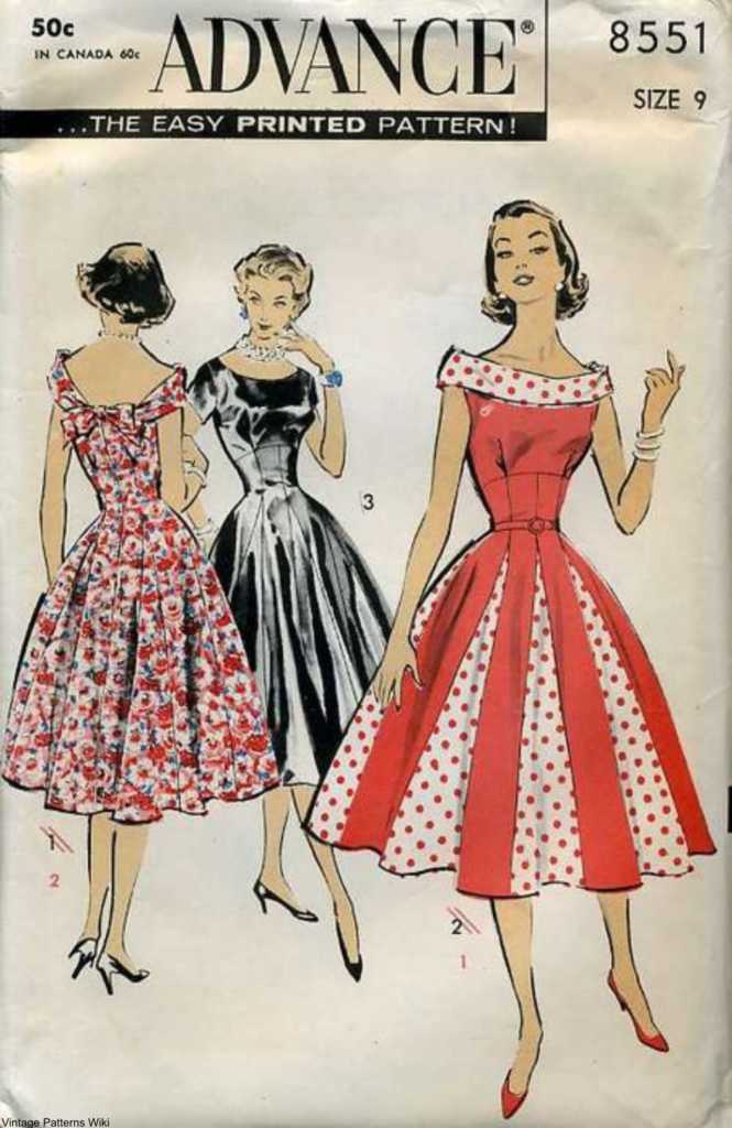  Thousands of Vintage Sewing Patterns!