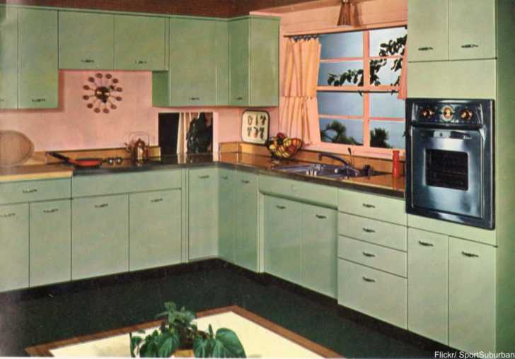 27 Pink Kitchens from the Old Days That We'd Love to Have Today